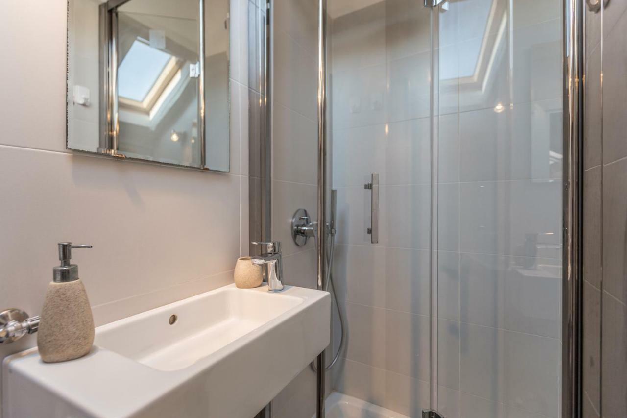 Pretty Oberdan - The Place Apartments Bologna Esterno foto